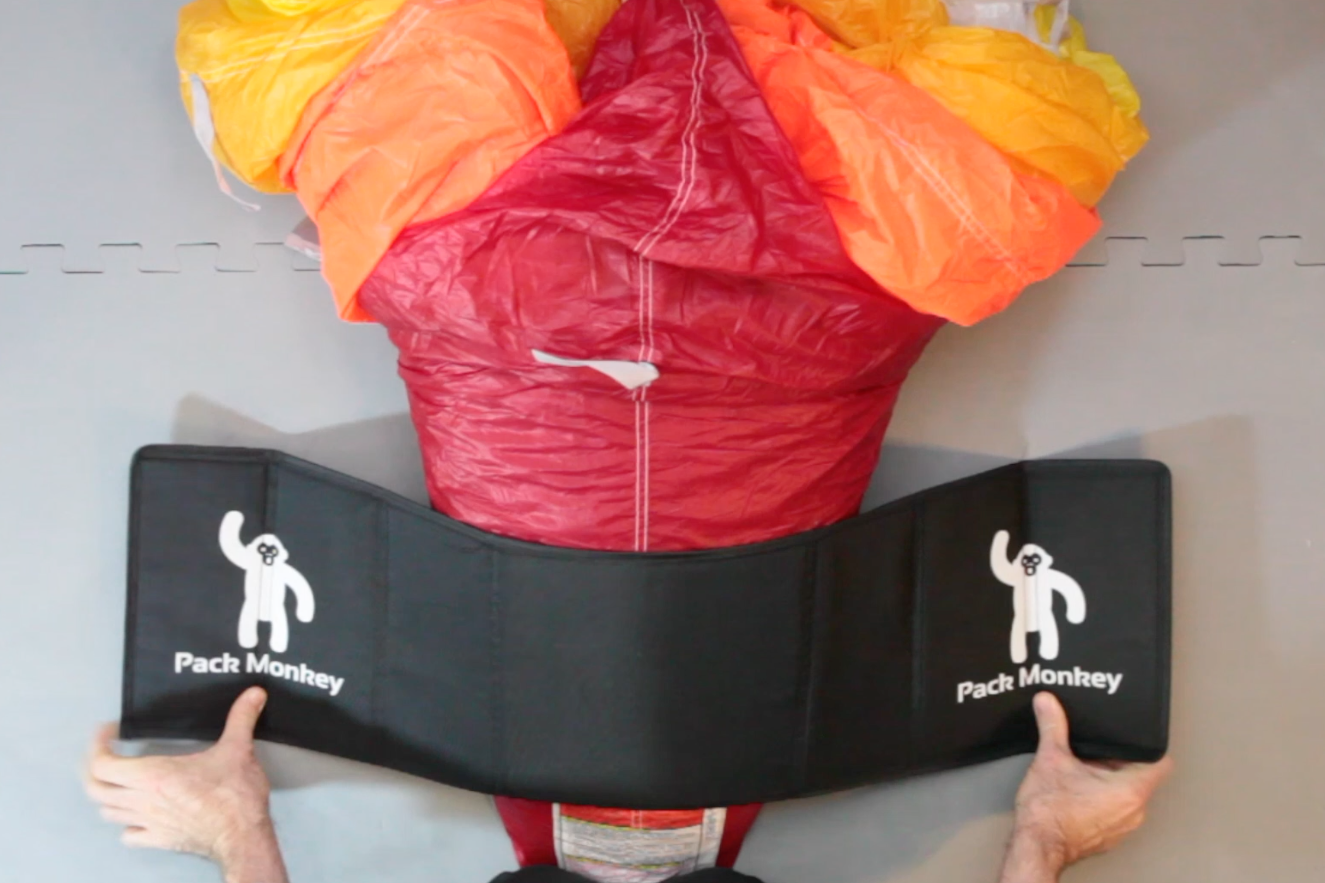 Pack Monkey skydiving packing tool img2